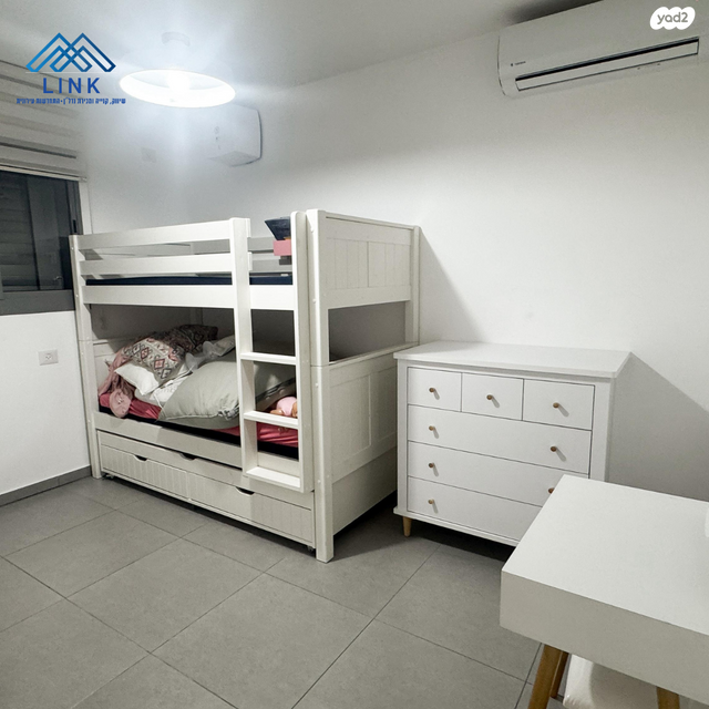 דירה, הגל, החותרים, טירת כרמל