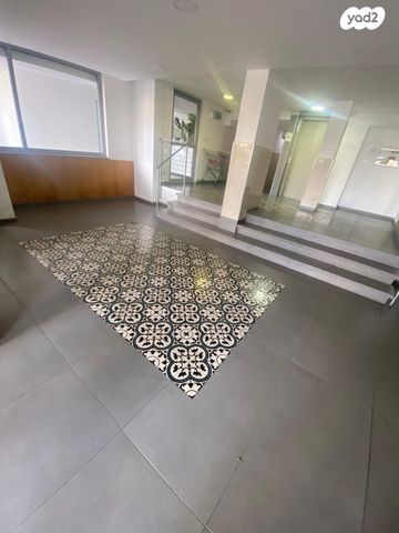 דירה, תל מונד