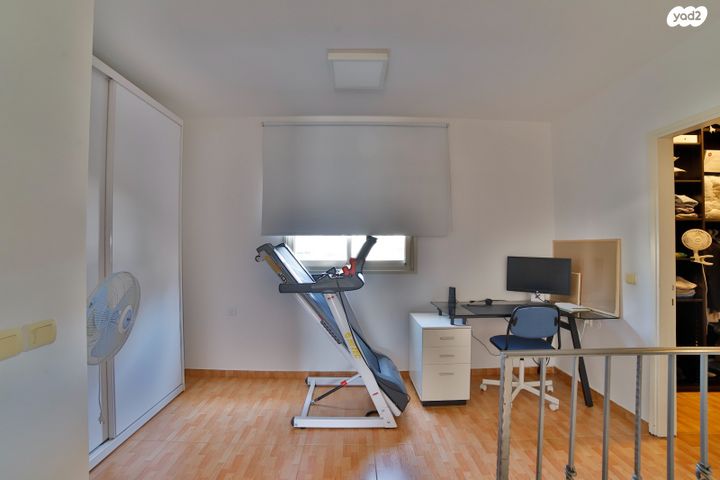 דופלקס, השופט ברנדייס, שיפר, פתח תקווה