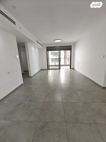 דירה, שדרות הרב משה שמואל שפירא, פארק המושבה, באר יעקב