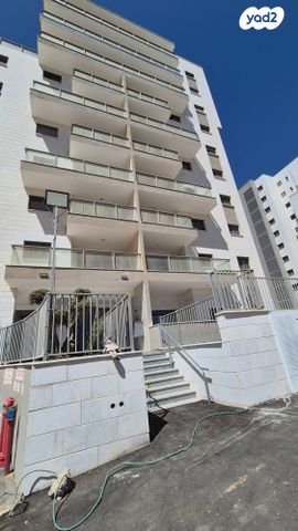 דירה, טבריה המושבה, טבריה