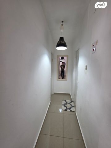 דירה, ז'בוטינסקי 3, צור שלום, קרית ביאליק