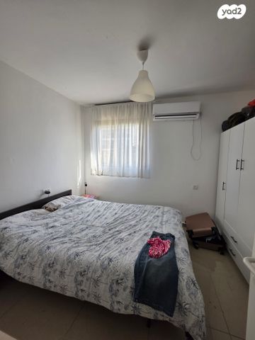 דירה, ז'בוטינסקי 3, צור שלום, קרית ביאליק