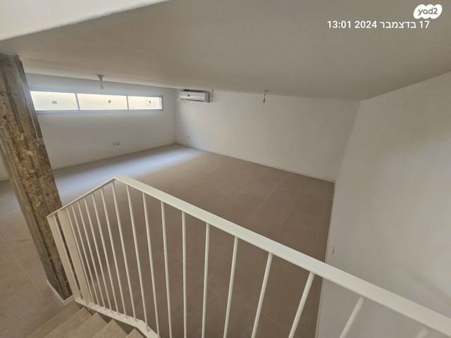 דו משפחתי, בית דגן