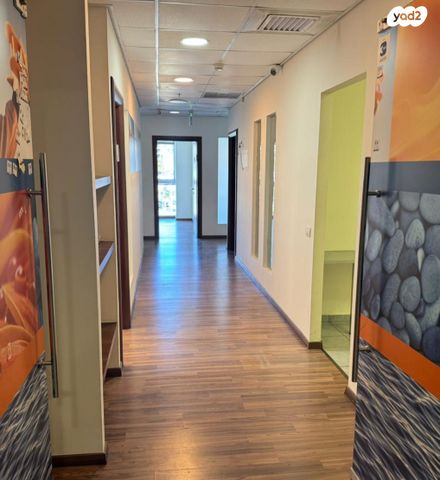 משרדים, דרך קיבוץ גלויות, צפון יפו, המושבה האמריקאית-גרמנית, תל אביב יפו