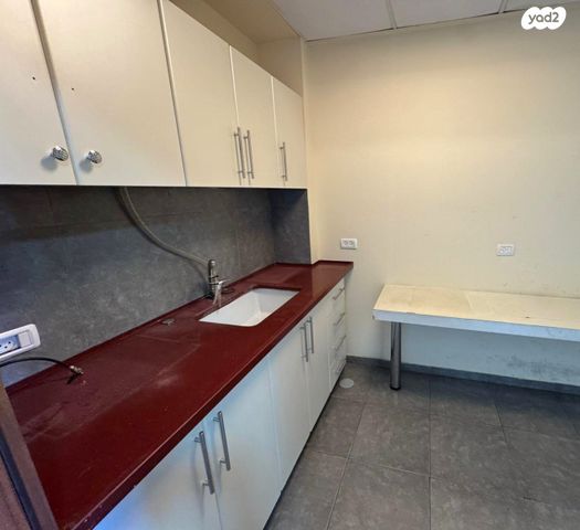 משרדים, דרך קיבוץ גלויות, צפון יפו, המושבה האמריקאית-גרמנית, תל אביב יפו