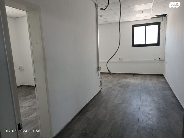 מבני תעשיה, צ'ק פוסט, מכון טיהור, מפרץ חיפה, חיפה