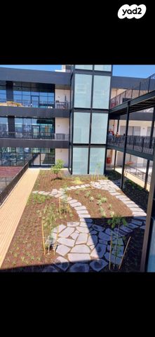 חנויות/ שטח מסחרי, מב"ת מערב, אזור תעשייה חדש, ראשון לציון