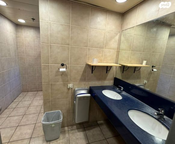 משרדים, דרך קיבוץ גלויות, צפון יפו, המושבה האמריקאית-גרמנית, תל אביב יפו