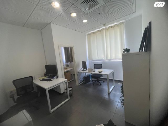 משרדים, הקוממיות, דרום חדש, פארק הים, בת ים