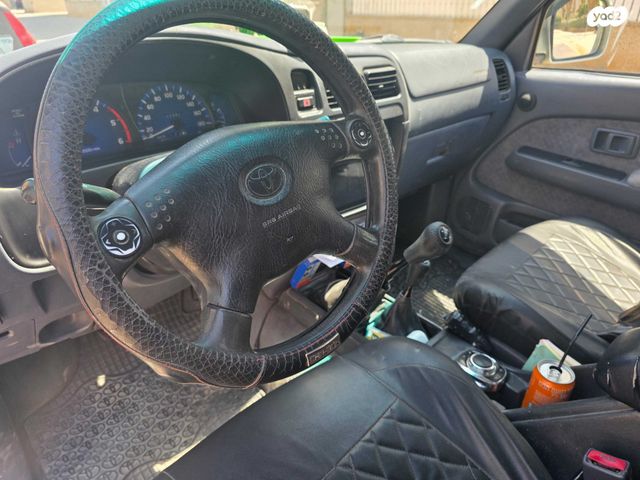 טויוטה היילקס