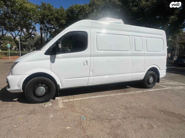 V80 ידני דיזל וואן גדול 4 דל 2.5 (133 כ״ס)