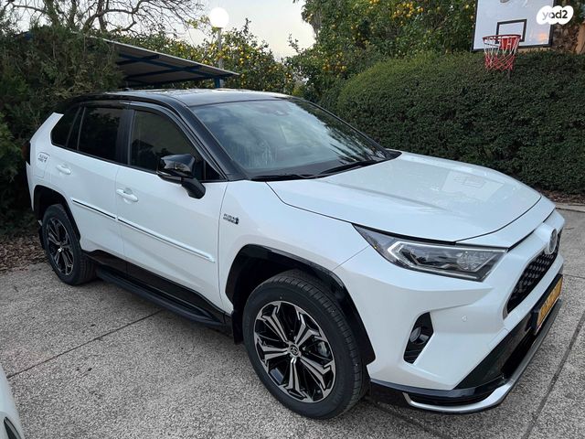 מודעת רכב טויוטה RAV4