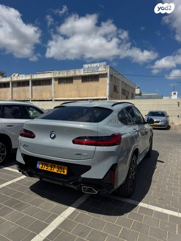 ב מ וו X4