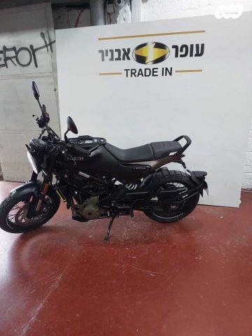 מודעת רכב הוסקוורנה SVARTPILEN 401