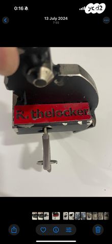 feedItemObj.data.row_1