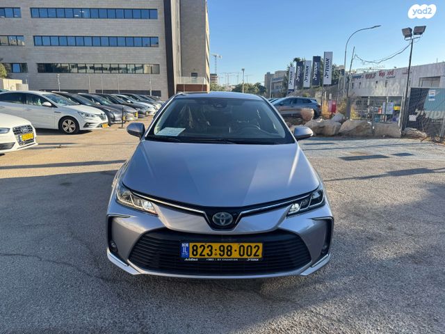 מודעת רכב טויוטה קורולה