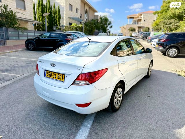 יונדאי אקסנט i25