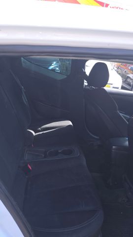 יונדאי ולוסטר