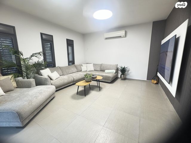 סמטת דקל דום 18