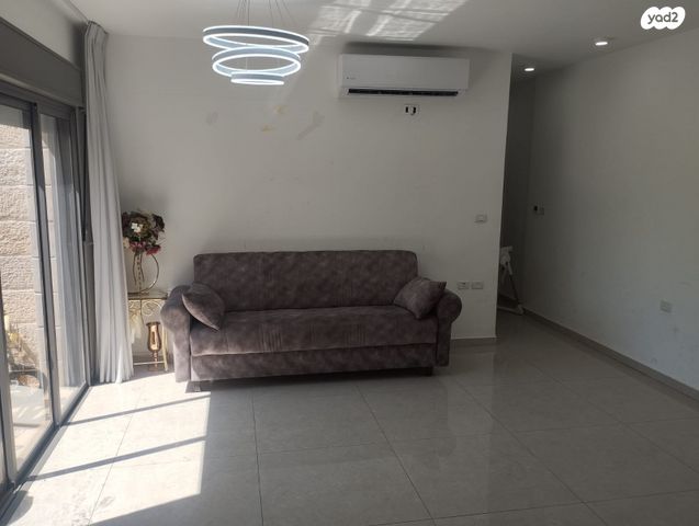 דירה, הרב שרירא גאון 2, גבעת שאול, ירושלים