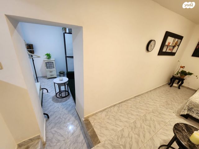 דירה, י.ל. פרץ 12, ואדי נסנאס, חיפה