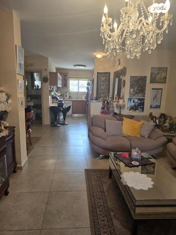 דירת גן, הערמונים 12, רמות יצחק, נשר