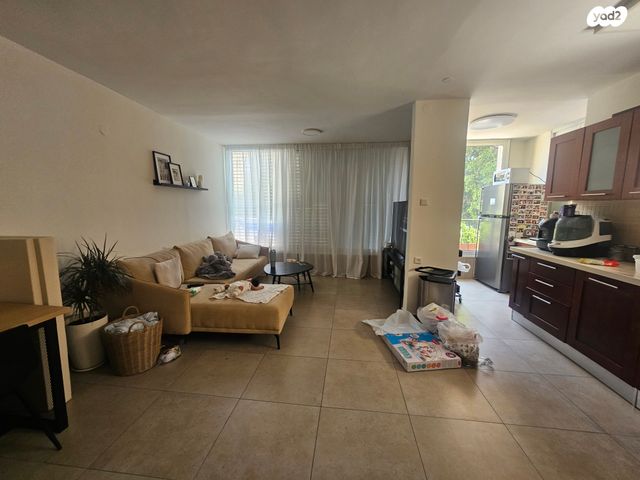 דירה, נתן, רמת גן