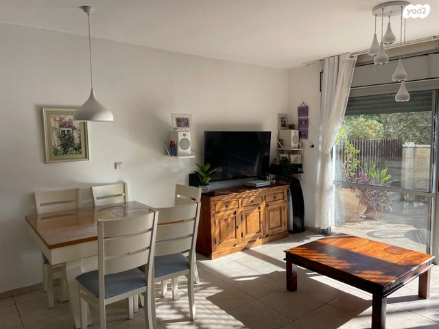 דירת גן, חשוון, הכרמים, מודיעין מכבים רעות