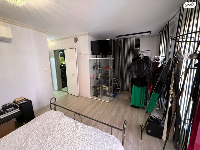 דירת גן, הצדף, עג'מי, גבעת העליה, תל אביב יפו