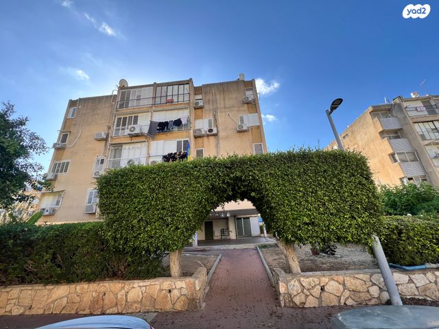 דירה, הדקל, מנחם בגין, עכו