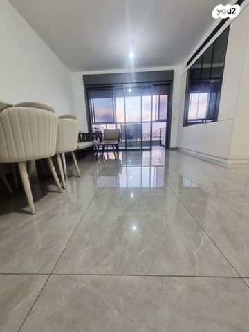 אלכסנדר פן 7