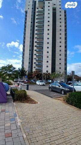 דירה, אור עקיבא