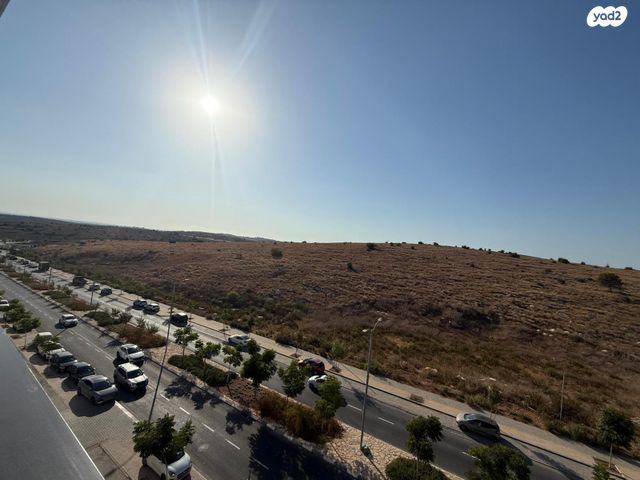 דירה, עמק חפר, מורשת, מודיעין מכבים רעות