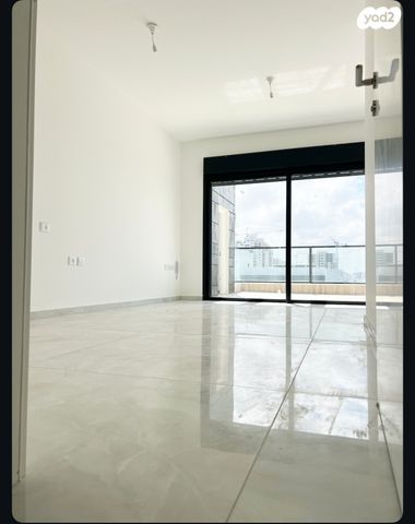 גג/ פנטהאוז, עיר היין, אשקלון