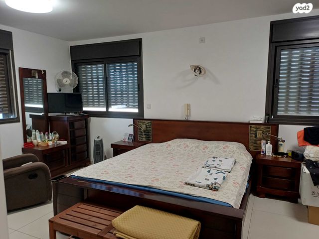 דירה, הכינור, גבעת זאב