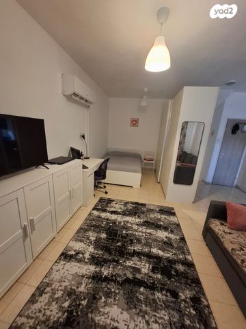 דופלקס, מנחם בגין, נווה גנים, קרית מוצקין