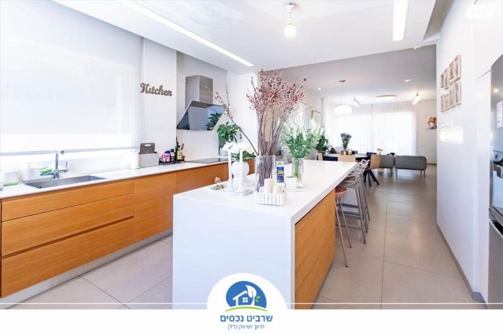 בית פרטי/ קוטג', נחל ירקון, הוד השרון