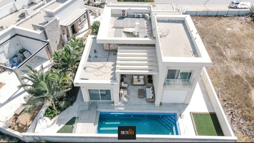 אריק איינשטיין 150