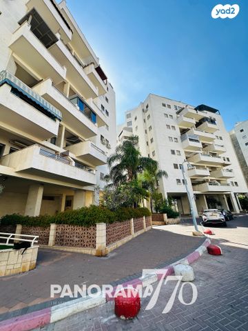 רובע הקריה, הסיטי