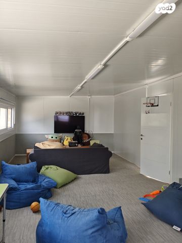 בית פרטי/ קוטג', בית אריה / עופרים