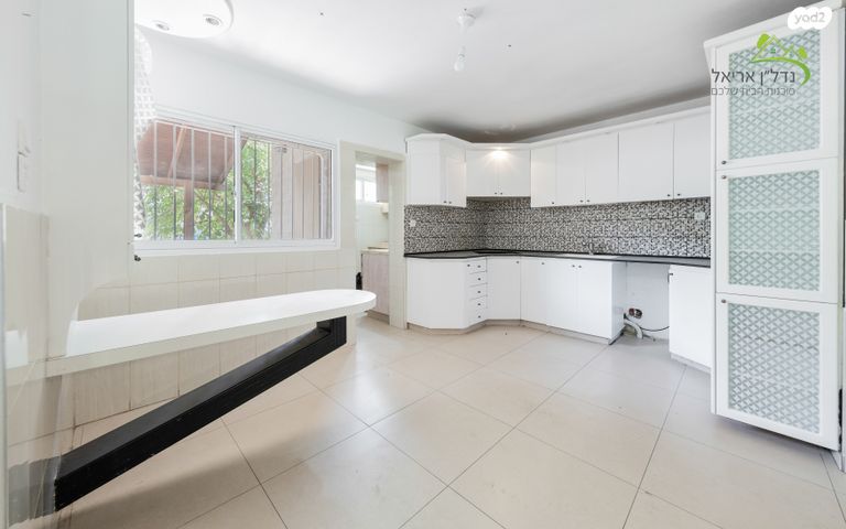 בית פרטי/ קוטג', ברק 17, אריאל