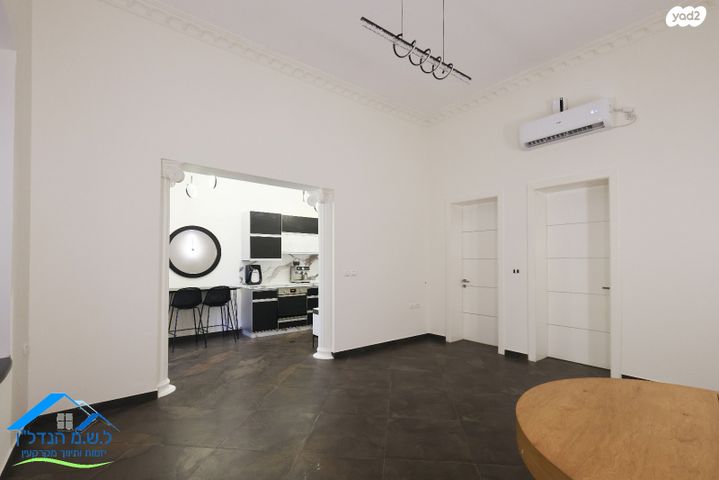 דו משפחתי, אנגל 6, נווה דוד, רמלה