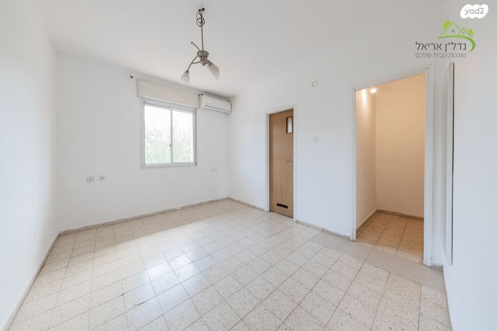 בית פרטי/ קוטג', ברק 17, אריאל