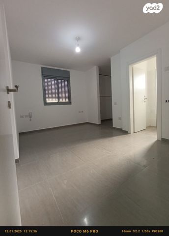 דירת גן, נווה שרון / שער העיר, נתיבות