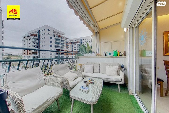 גג/ פנטהאוז, הכלנית, רעננה