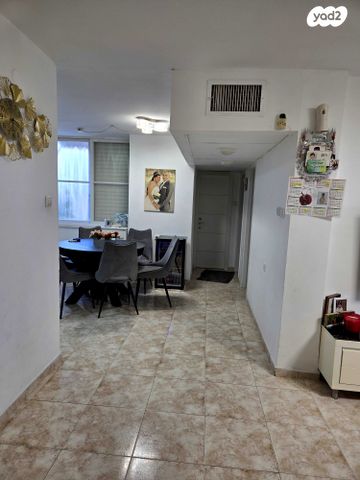 דירה, השריון 10, גיורא, רמלה