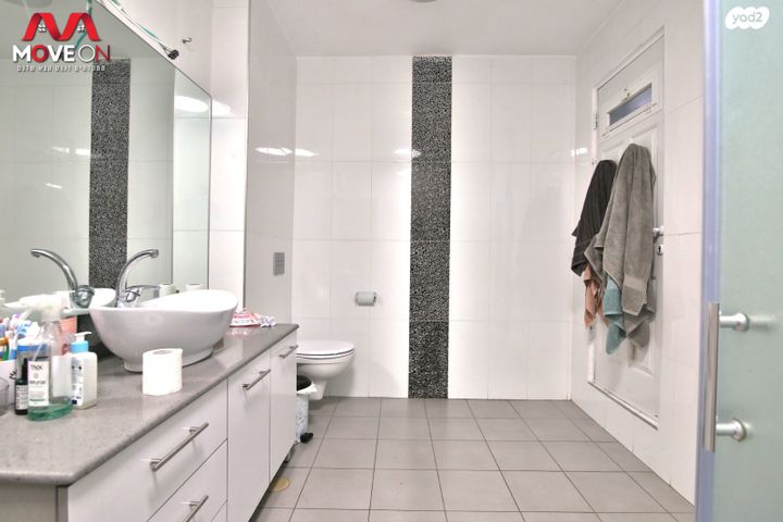 גג/ פנטהאוז, סייפן, שיכון עובדים, טבריה