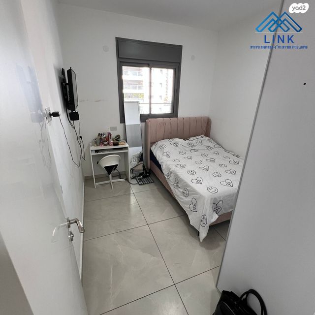 דירה, האנפה, החותרים, טירת כרמל