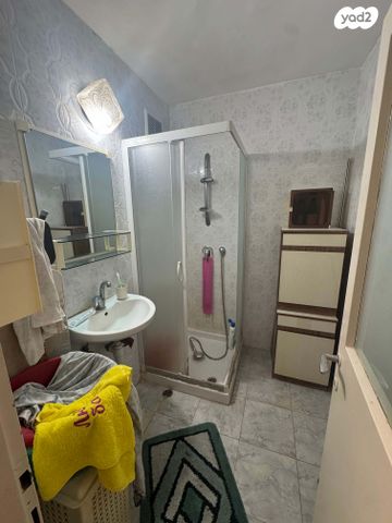 דירה, משה יוליש, אשקלון